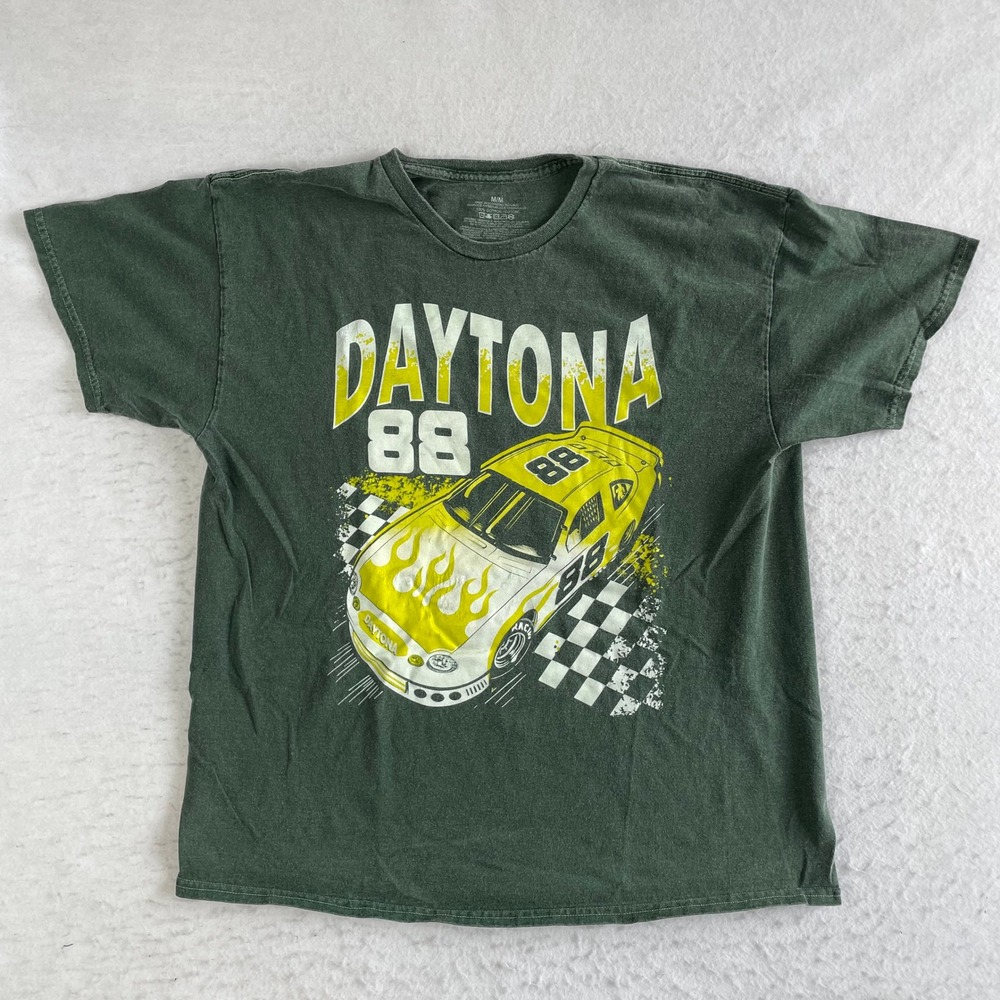 Daytona 88 Racing T Shirt Mens Medium Green Graphic Car Short Sleeve Cotton